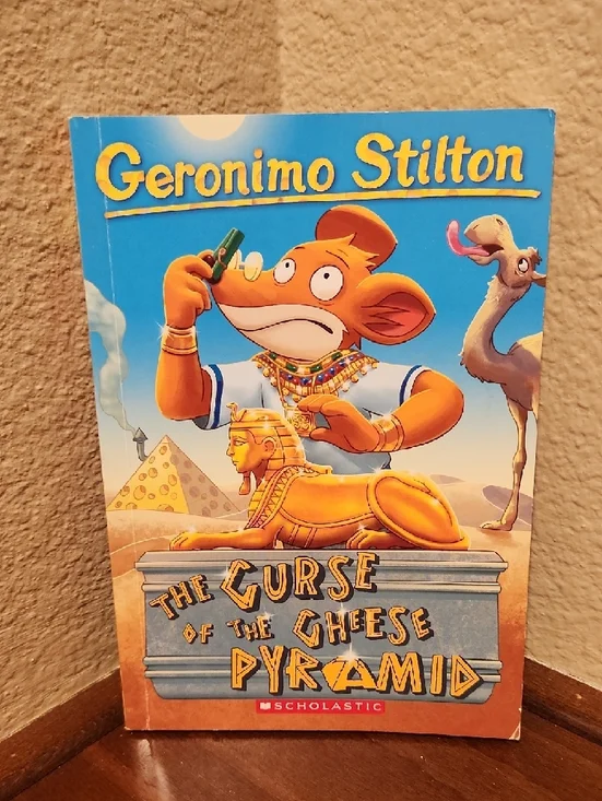 Geronimo Stilton Set Of 4 Books - Picture 4 of 9